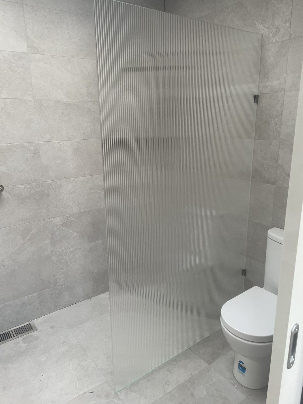 Fluted glass panel